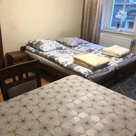 Apartament Na Zdrojowej Apartman Lądek-Zdrój Kültér fotó