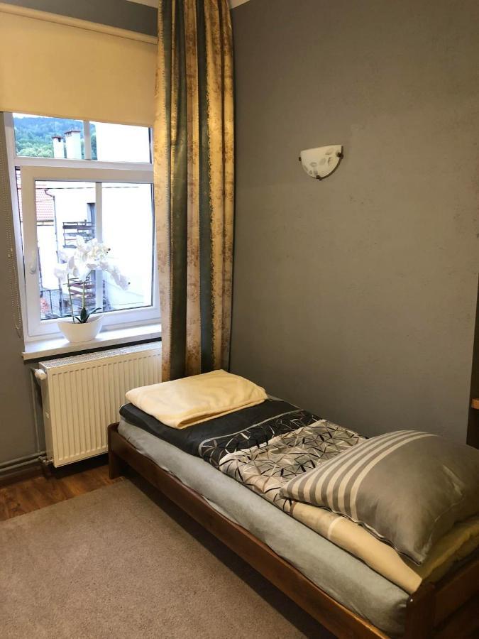 Apartament Na Zdrojowej Apartman Lądek-Zdrój Kültér fotó