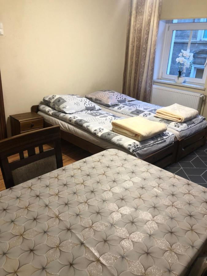 Apartament Na Zdrojowej Apartman Lądek-Zdrój Kültér fotó