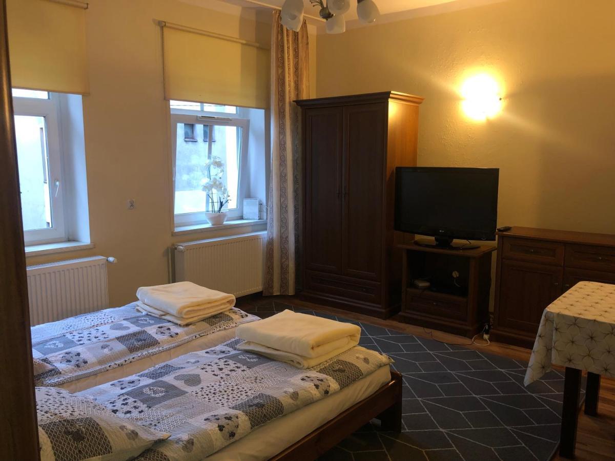 Apartament Na Zdrojowej Apartman Lądek-Zdrój Kültér fotó